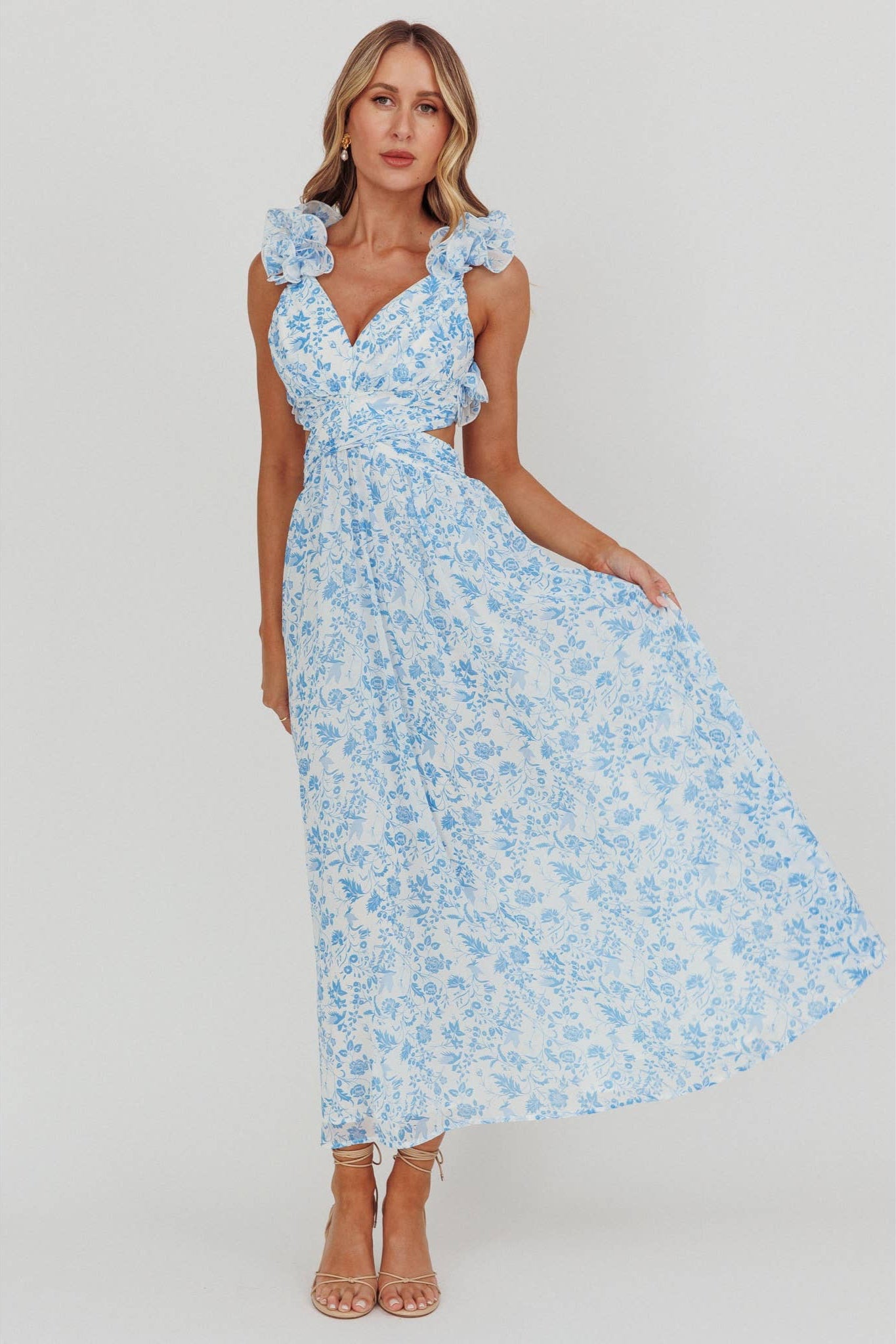 Nantucket Ruffle Floral Maxi Dress - Blue - Sale THE LUCKY KNOT Nantucket Ruffle Floral Maxi Dress - Blue - Sale THE LUCKY KNOT