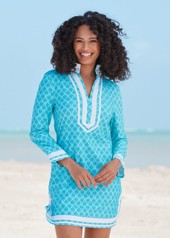 Smiling model in the Cabana Life Amalfi Coast Long Sleeve Tunic Dress