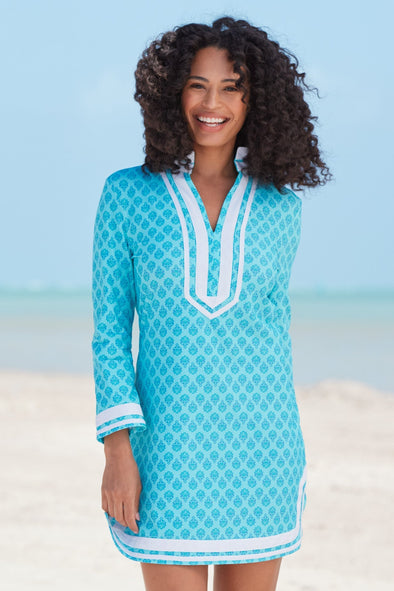 Smiling model in the Cabana Life Amalfi Coast Long Sleeve Tunic Dress