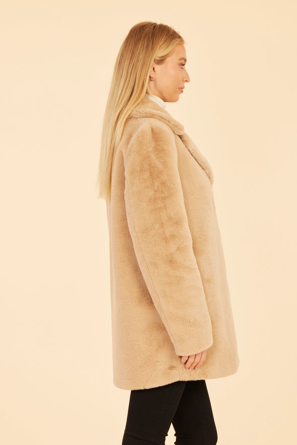 Dolce Cabo Faux Fur Coat - Champagne