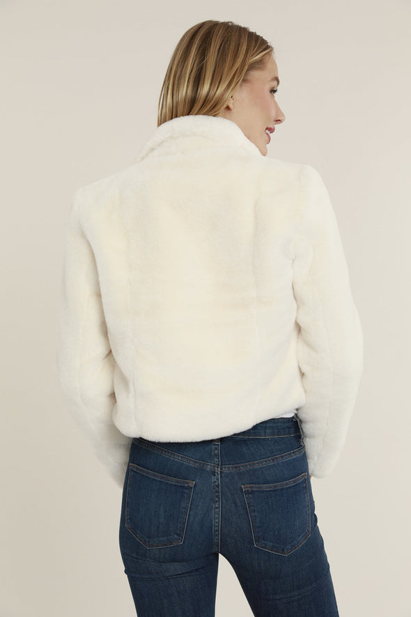 Dolce Cabo Plush Faux Fur Notch Collar - Ivory