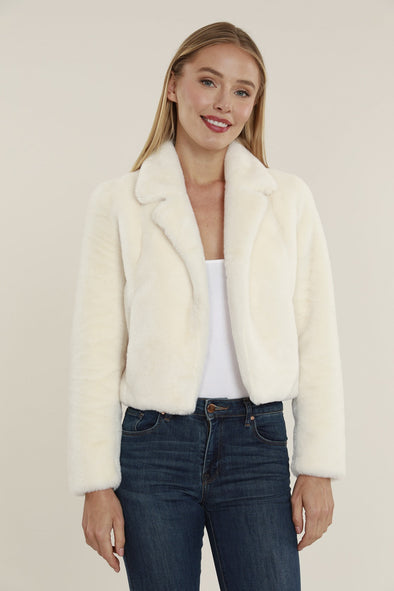 Dolce Cabo Plush Faux Fur Notch Collar - Ivory