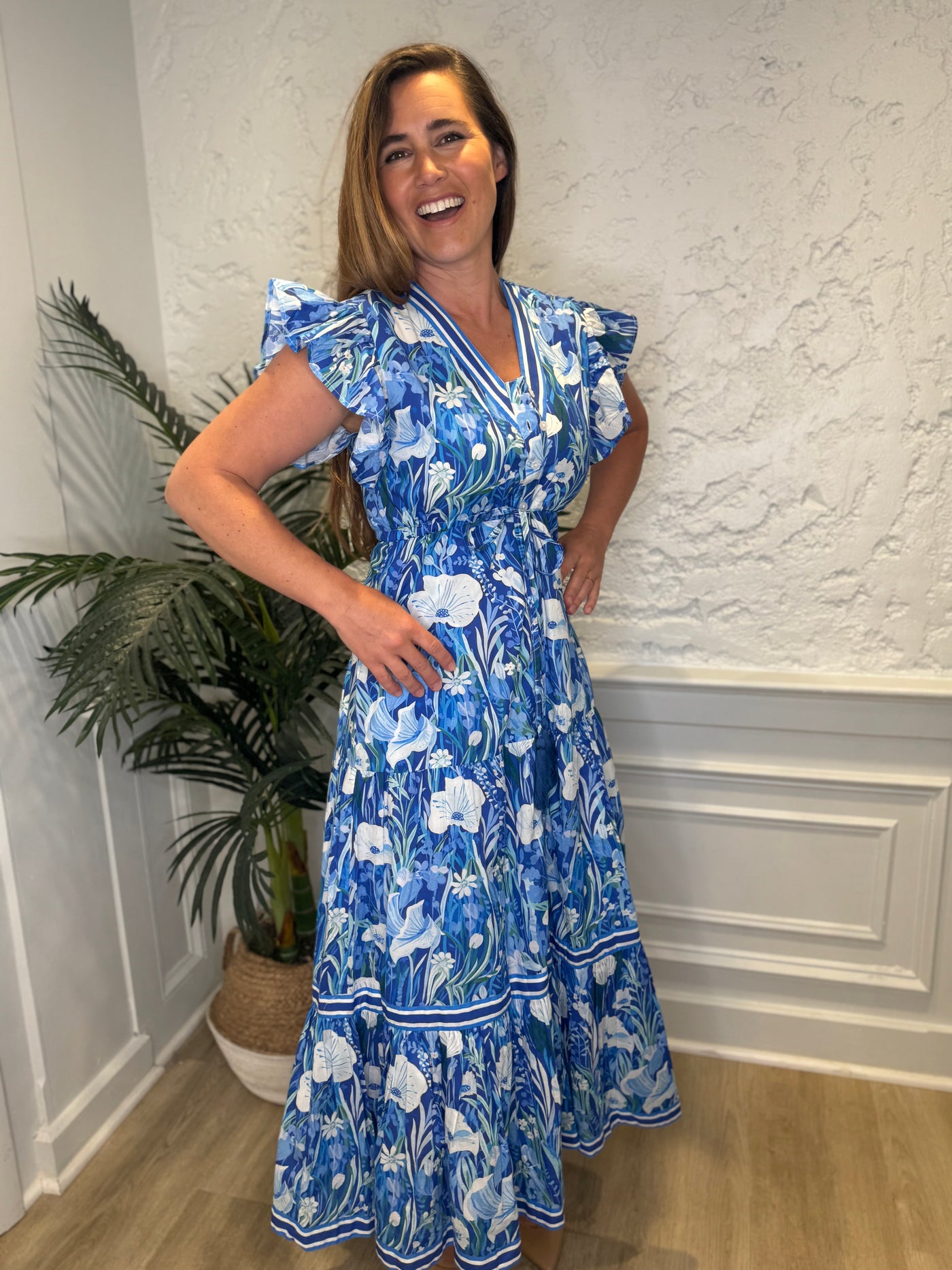 Isla Payal Amalfi Maxi - Blue Meadow THE LUCKY KNOT Isla Payal Amalfi Maxi - Blue Meadow THE LUCKY KNOT