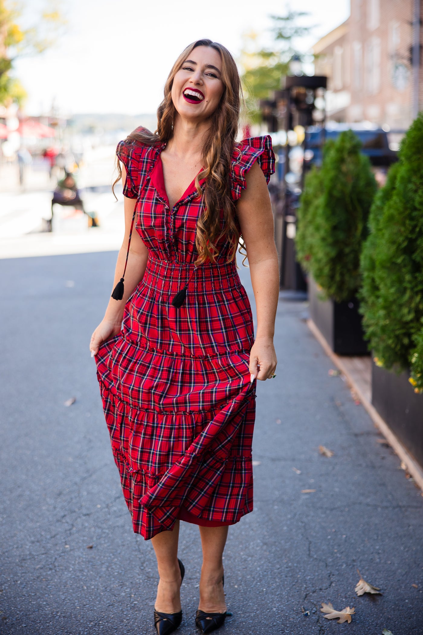 Sail to Sable Flutter Sleeve Midi Dress in Red Tartan – THE LUCKY KNOT