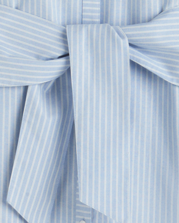 Close up shot of the tie waist detail 