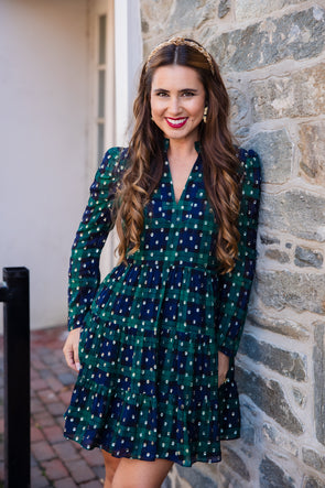 Outdoor model in the Sail to Sable Fit and Flare Tunic Dress - Blackwatch Plaid