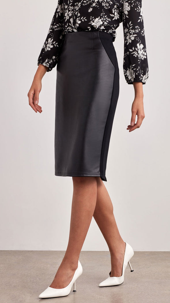 Side view of the Ellen Tracy Carrie Skirt - Black