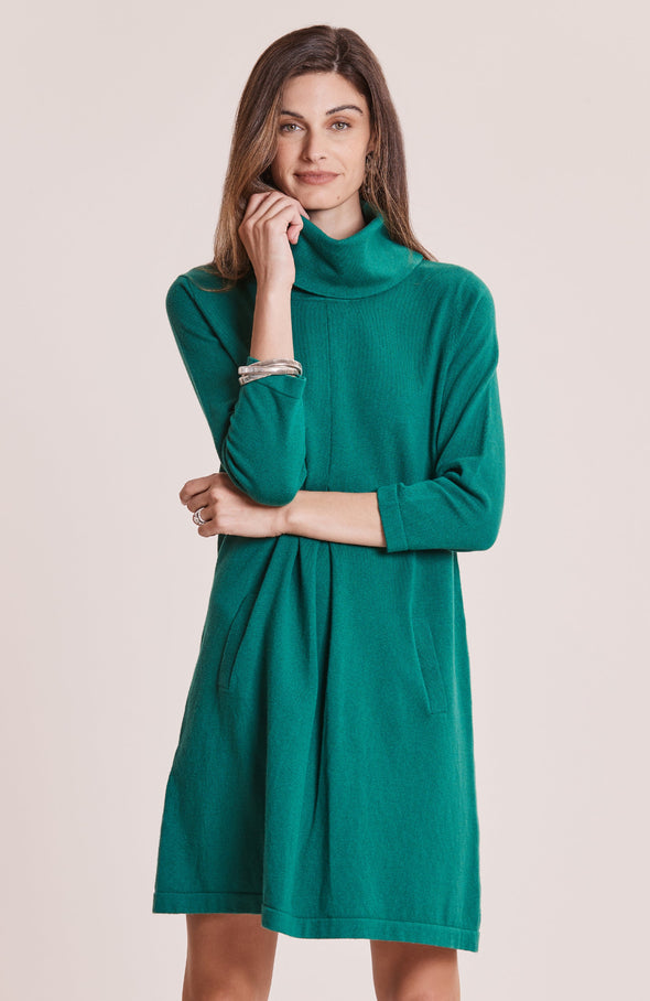 Model holding cowl neck on Tyler Boe Kim Cotton Cashmere Dress in Verde Green color