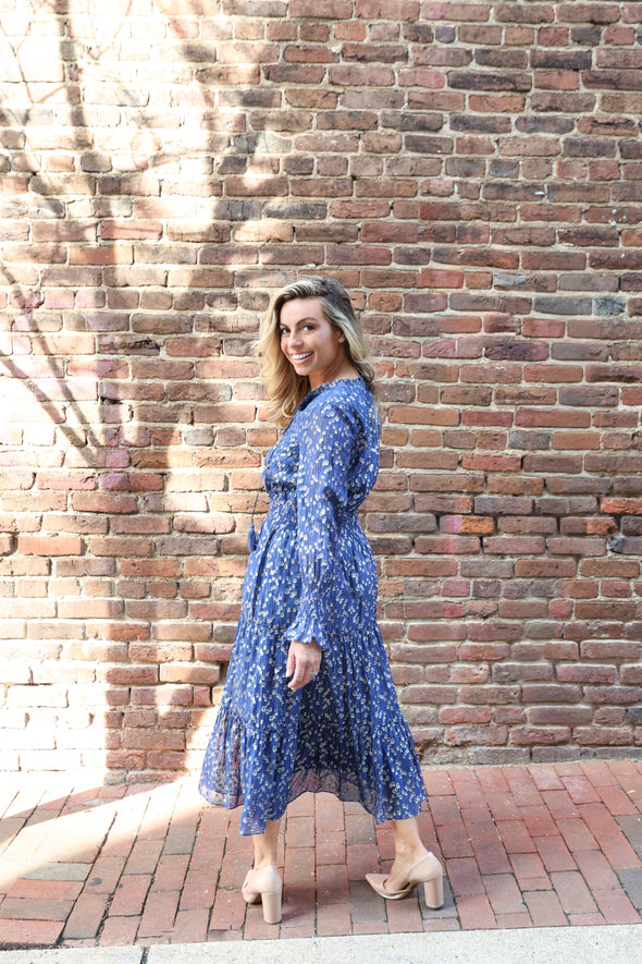 Sail To Sable x The Lucky Knot Middleton Midi Dress - Navy Peony