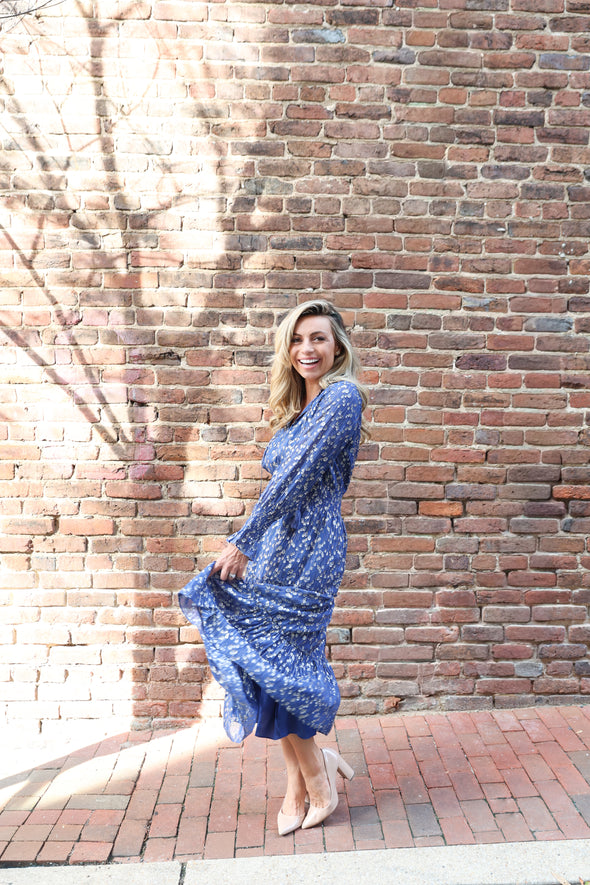 Sail To Sable x The Lucky Knot Middleton Midi Dress - Navy Peony