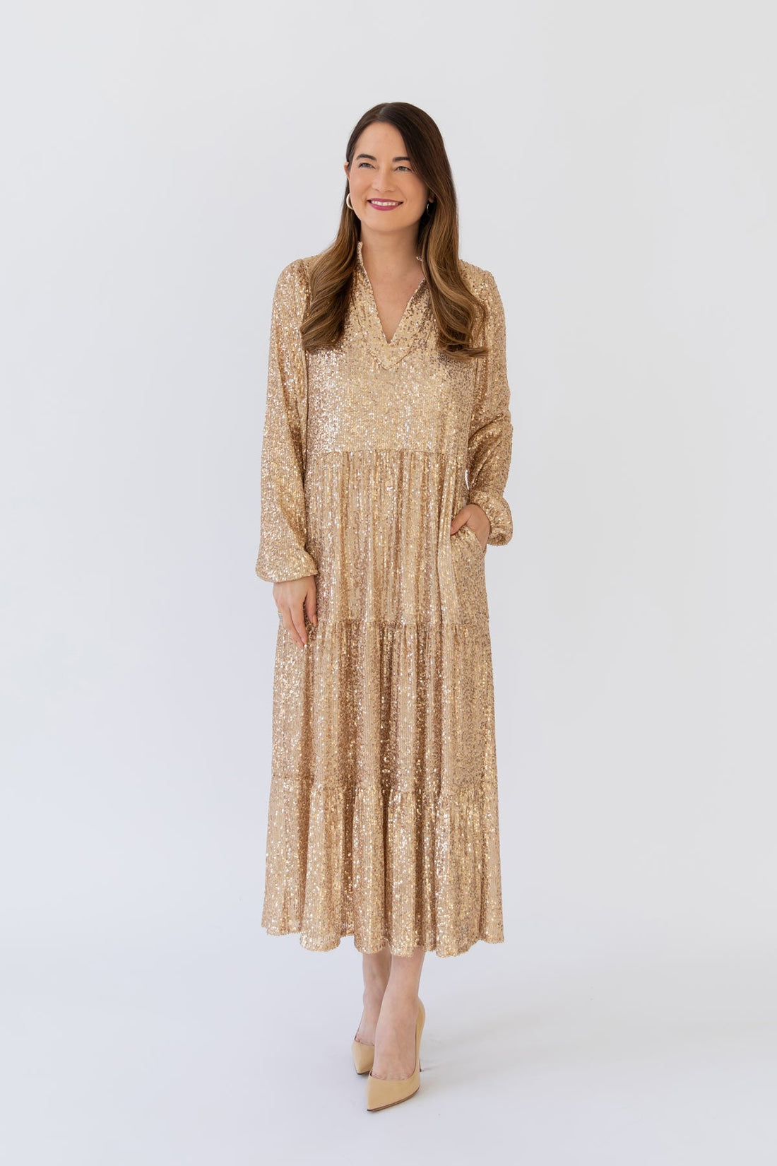 Sail to Sable Gold Sequin Midi Dress Small Sail to Sable Gold Sequin Midi Dress Small