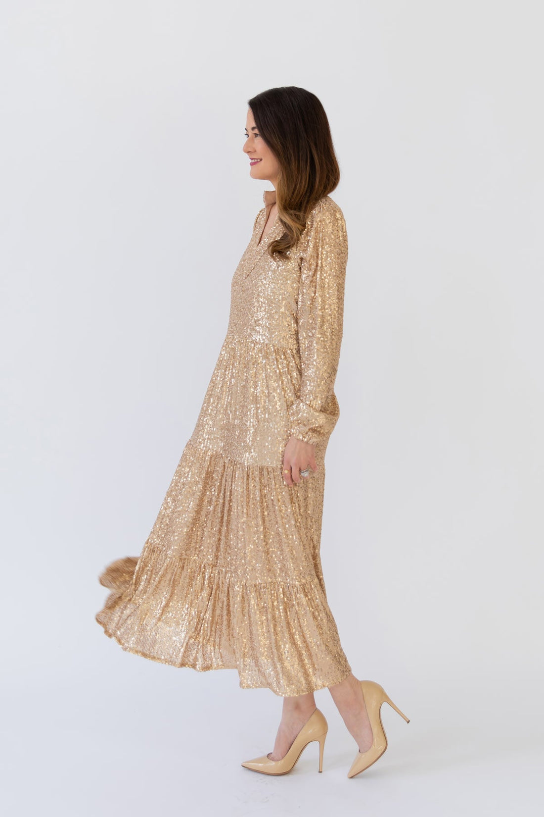 Sail to Sable Gold Sequin Midi Dress XSMALL Sail to Sable Gold Sequin Midi Dress XSMALL
