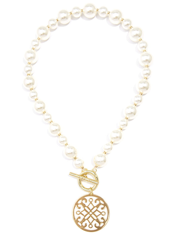 Zenzii Ornate Pendant Chunky Pearl Necklace on white background