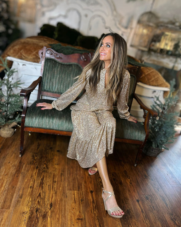 Sail To Sable x Style Charade Anne Sequin Maxi in Gold THE LUCKY KNOT Sail To Sable x Style Charade Anne Sequin Maxi in Gold THE LUCKY KNOT