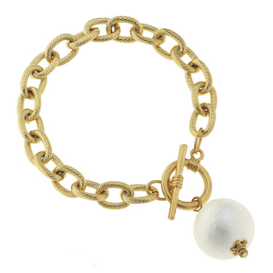 Flat view of the Susan Shaw Cotton Pearl Toggle Bracelet