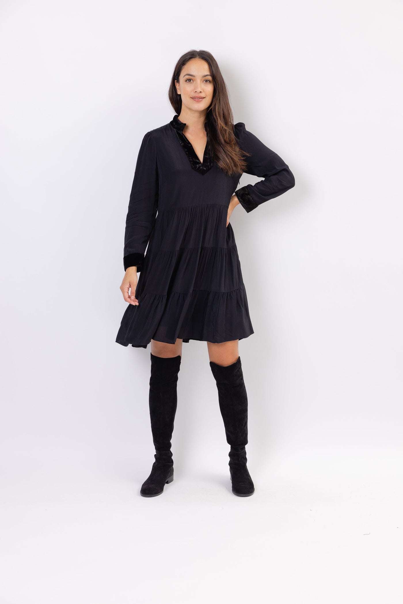 Sail To Sable Flare Tunic Crepe Dress - Black/Velvet Sail To Sable Flare Tunic Crepe Dress - Black/Velvet