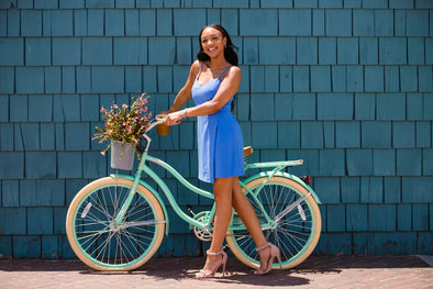 Outdoor model in French Connection Demi Dress - Chalk Blue