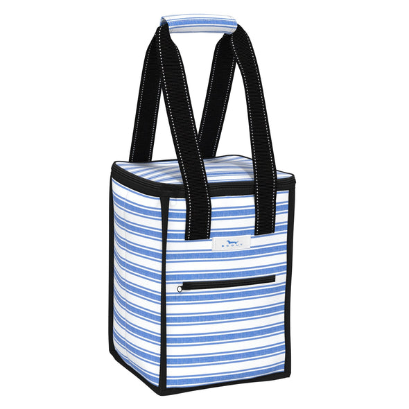 Front view of the Scout Pleasure Chest - On Deck