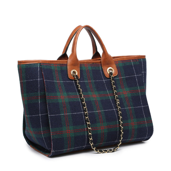 Front view of the Sloane Chain Bag