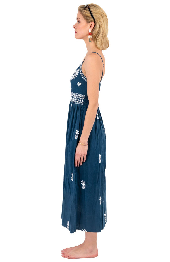 Side view of Gretchen Scott Fiesta Time Dress in Navy/White